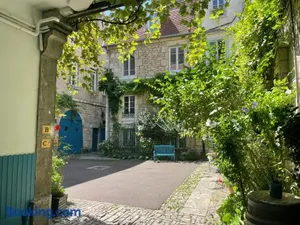 Image of Besançon: charmant duplex au pied de la citadelle