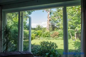 Image of Luxury Self Catering with Cosy Cabin & Sauna in Colchester
