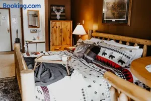 Image of Island Cove #6 -Lake Minocqua