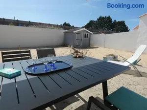 Image of Maison moderne à Notre-Dame-de-Monts - 6 pers, jardin clos, animaux ok - Proche plages et activités - FR-1-540-229