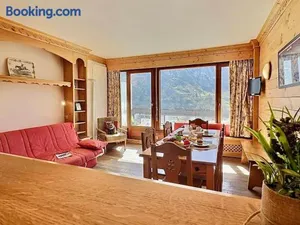 Image of Appartement 3 pièces 8 pers à Tignes Le Lac, ski aux pieds, balcon sud, proche commerces - FR-1-411-318