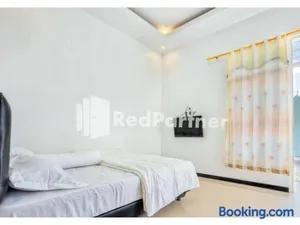 Image of Griya Rahayu Guesthouse Mitra RedDoorz near Jatim Park 2 Batu