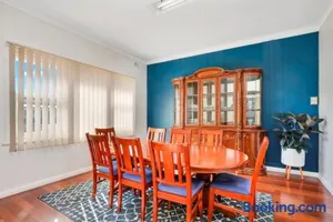 Image of Mabel’s retreat 4 bedrooms,Wifi,Netflix,Kayo