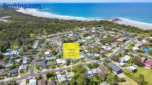 Image of Sandy Beach Bungalow - Hostel Accomodation