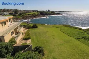 Image of Headland Hideaway