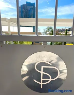 Image of Luxueux Studio Neuf - Frontière Monaco - Piscine - Parking privé