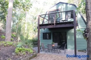 Image of GREEN TREES CHALET Australia Zoo close by