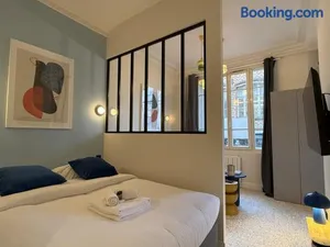 Image of Charming flat - 5 min from Metro and Canal