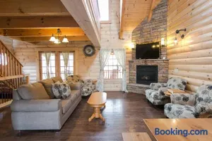 Image of Hummingbird Haven Cabin by Amish Country Lodging