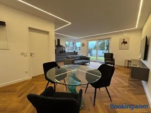 Image of Stylisches Premium Apartment am Hellweg mit Komfort und WLAN inklusive