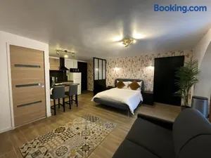 Image of KS Paris studio appart near station Gare du Nord and gare de l Est