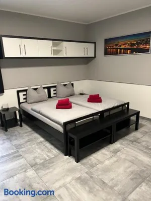 Image of Garni Hotel Eastside