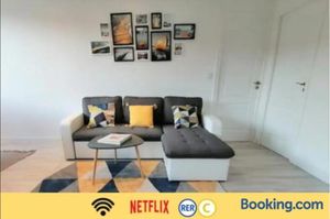 Image of Appartement en centre ville dans résidence calme, RER C 1 min