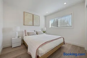 Image of Chic and Comfy Home in the Heart of Silicon Valley