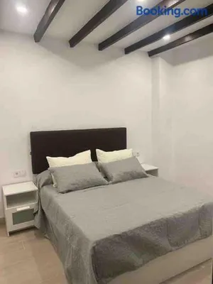 Image of Planta baja moderna y nueva a estrenar en el centro ciudad 2 habitaciones y 2 baños