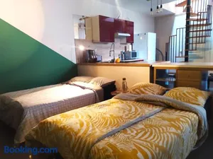 Image of Spacieux Appartement au Calme 15min sud de Lyon proche Métro et Gare Confluence Aquarium Gerland