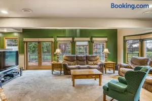 Image of Estate @ Vista