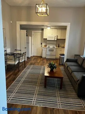 Image of Magnolia Suite