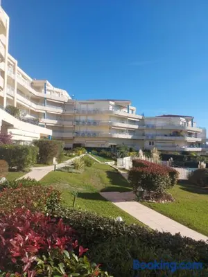 Image of Appartement Antibes juan les pins piscine et mer a 200m