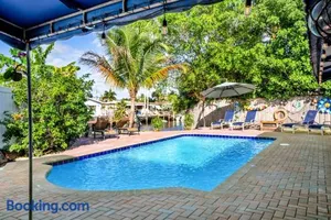 Image of Purely Pompano, Pool, Water front, Paddleboard, Beach, 5 bedroom 3 bath