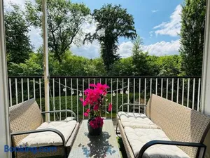 Image of Proche Château de Versailles avec balcon vu sur une forêt et parking gratuit pour 5 personnes maximum