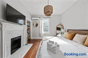Image of Historic Suite Unit 4 Downtown Macon