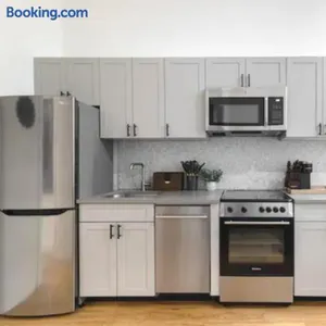 Image of Modern Holiday Apartment with Strategic Location in New York