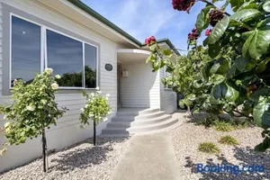 Image of Bradman House CBD Launceston Invermay + Free WIFI