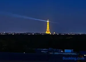 Image of Maison familiale avec vue tour Eiffel