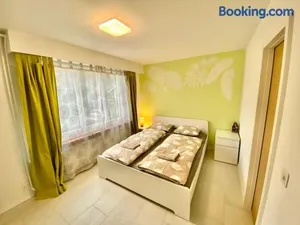 Image of Green Sun - a cozy apartment close to the airport