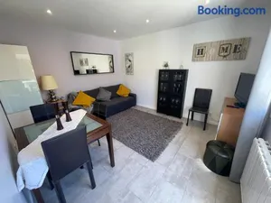 Image of Maison Hotel proche Paris et Orly