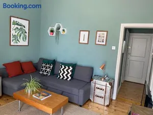 Image of By the Pagoda- cozy garden flat by Richmond & Kew Gardens