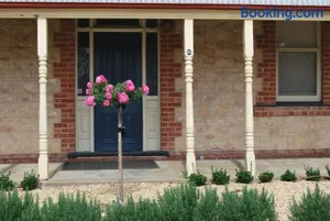 Image of Jacaranda Cottage