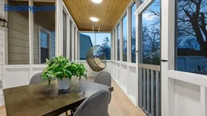 Image of Luxurious house by Metro minutes to DC