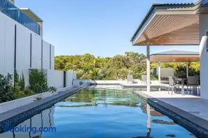 Image of Oceanus oasis at Bokarina Beach -stunning modern coastal apartment