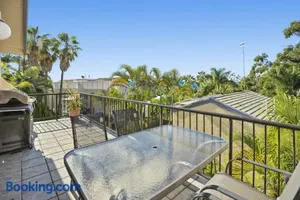 Image of 9 6 Noosa Drive Noosa Heads