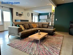 Image of Happy Duplex