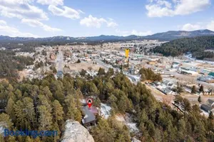 Image of Lookout Lodge