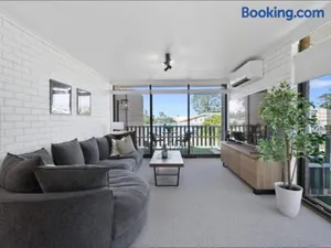 Image of Young unit1 Water Views