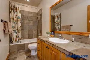 Image of Bear Hollow Village 5478 by Moose Management