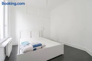 Image of Montrouge 1 Bedroom Flat 30m2 - (2 pièces)