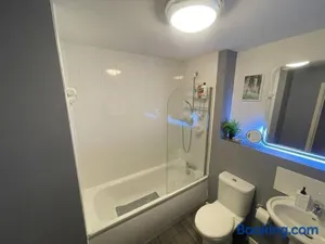 Image of Cityfront Cosy Apt Near City Centre & Etihad Stadium, Free Parking