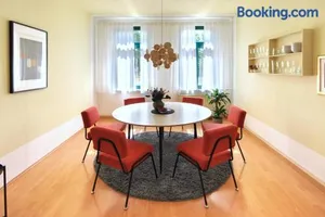 Image of vonBehling Boutique Apartment mit 65zoll TV und Designerstücken