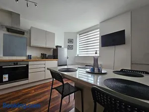 Image of Guest House - close to all amenities