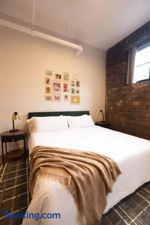 Image of The Produce Suites