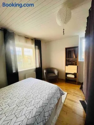 Image of Agréable maison de village avec balcon