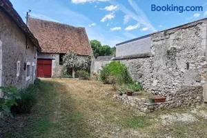 Image of Ancien hôtel particulier avec patio