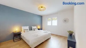 Image of Sublime modern family apartment of 2 bedrooms