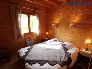 Image of Chalet tout confort avec terrasse et poêle, animaux acceptés - FR-1-589-233