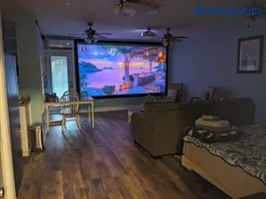 Image of Cozy studio with movie theater, beach 5 min away